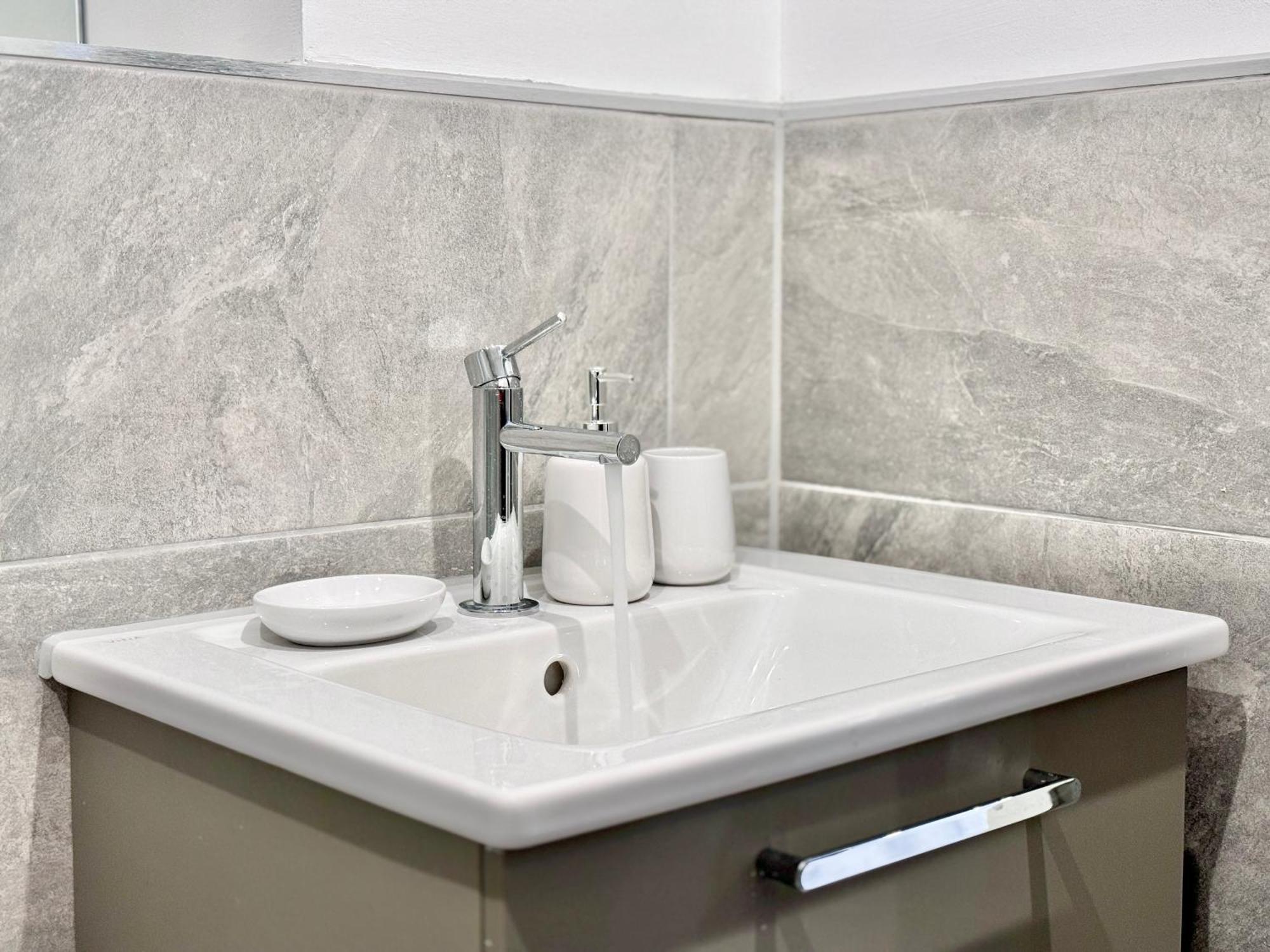 43 Citygate With Free Onsite Gym Apartment *